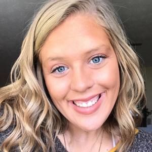 Meet your Posher, Emilee